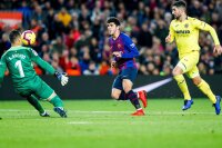 ©  FCB