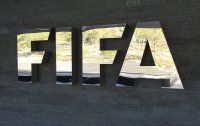 ©  DC