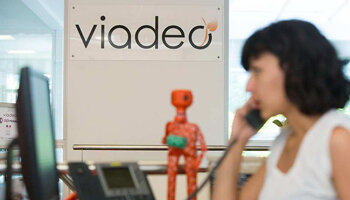 Un chatbot au coeur de la nouvelle application de Viadeo -